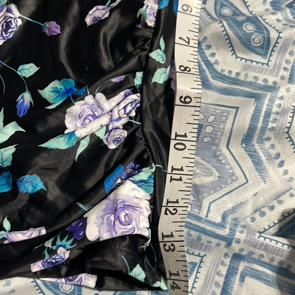 Tempt Me nwt women’s